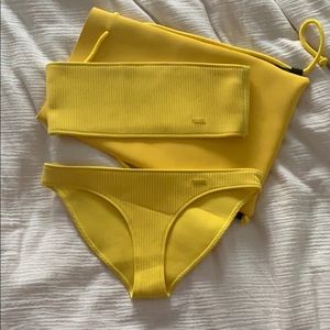 Yellow triangl bikini